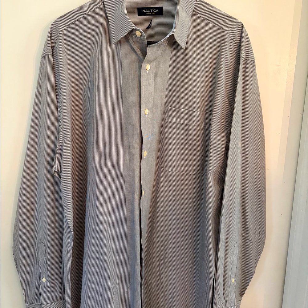 Nautica Men's Gray and White Pinstripe Button-Down Shirt